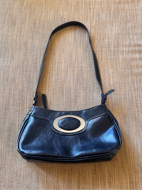 Jaclyn Smith Handbags - Vintage Jaclyn Smith Black Leather Shoulder Bag